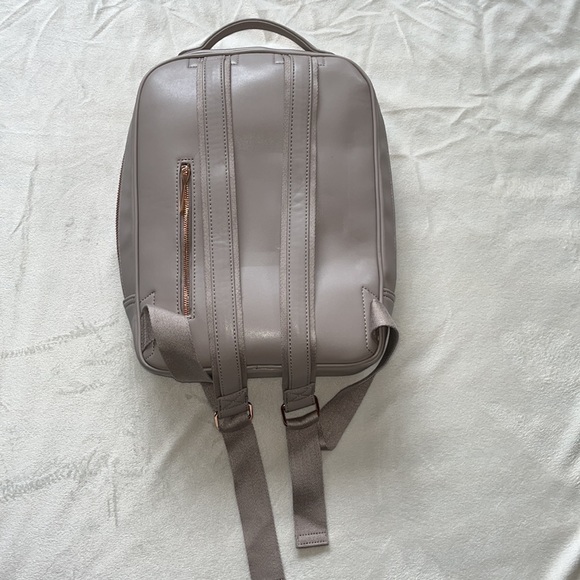 MATT & NAT Alex Vegan Backpack in Veil - Picture 7 of 15